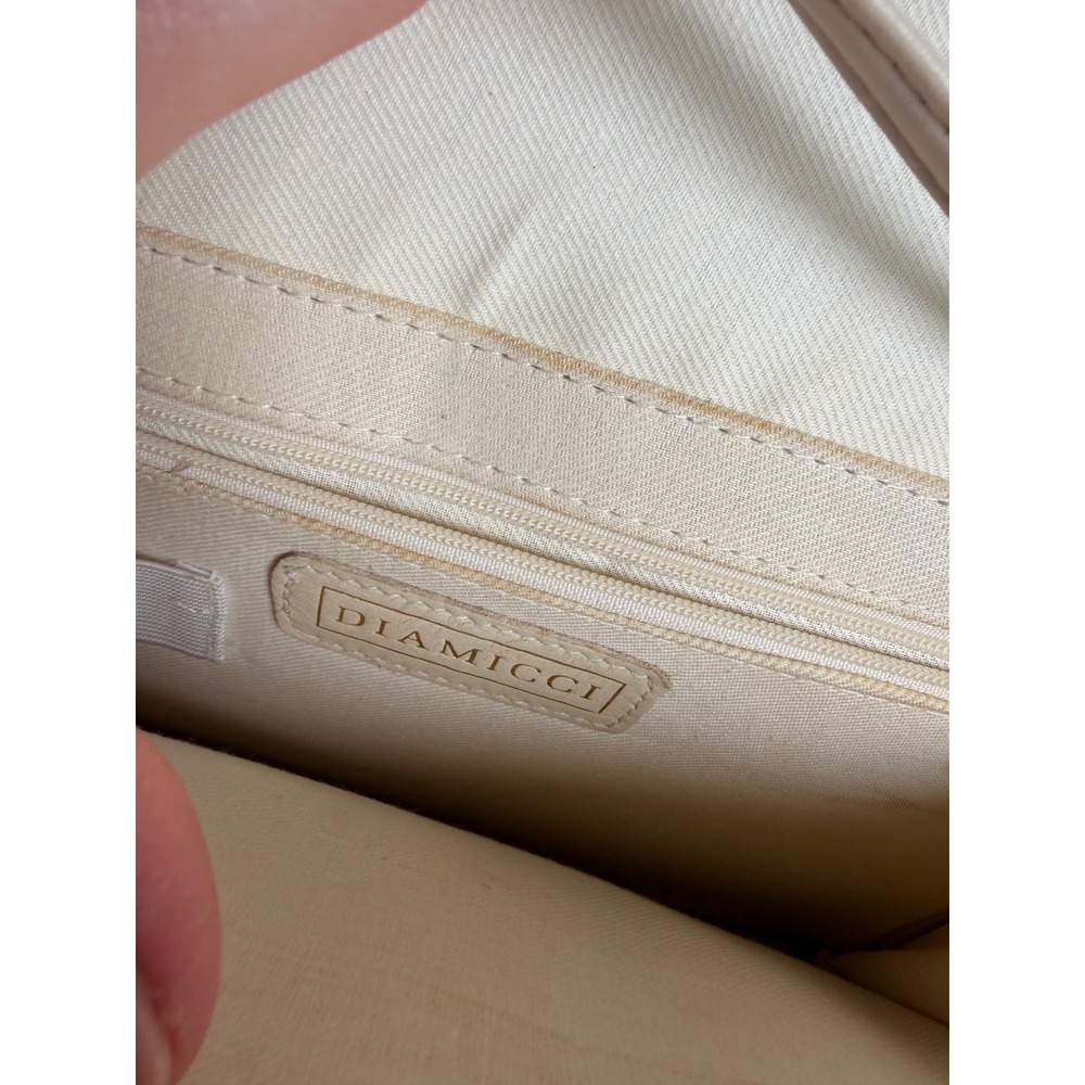 Diamicci Crossbody Bag Women OS Cream Good Minimalist Gold Clasp Envelope - Picture 6 of 6